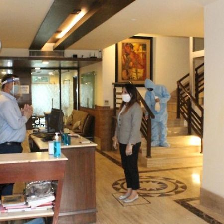 Royal Residence Iffco Chowk Гургаон Екстериор снимка