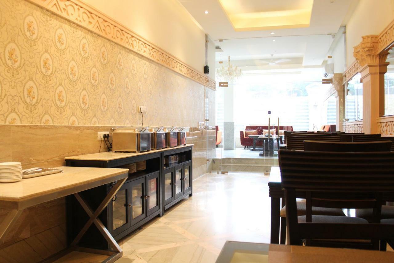 Royal Residence Iffco Chowk Гургаон Екстериор снимка