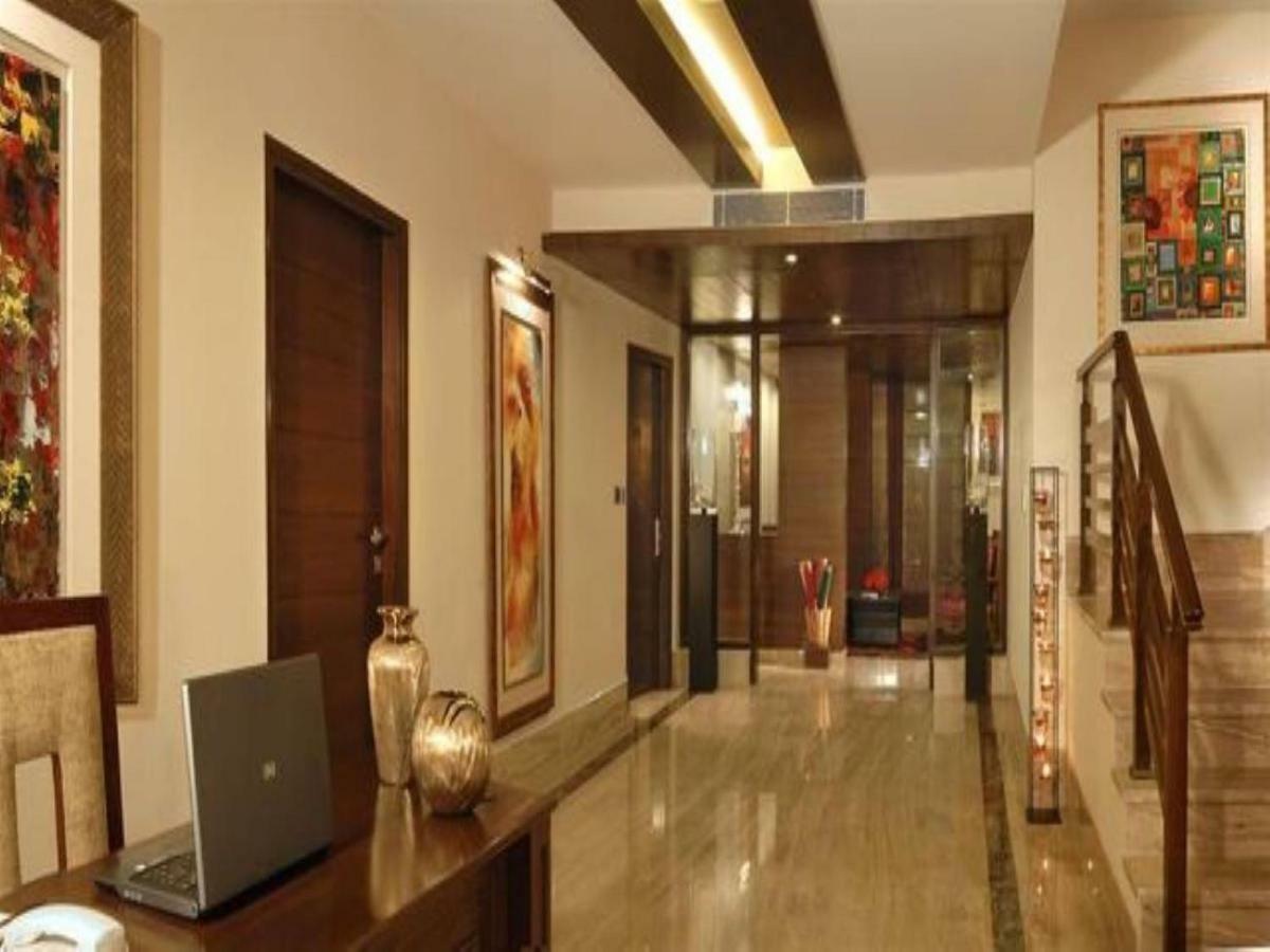 Royal Residence Iffco Chowk Гургаон Екстериор снимка