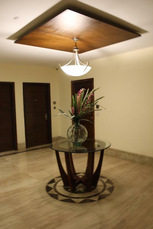 Royal Residence Iffco Chowk Гургаон Екстериор снимка